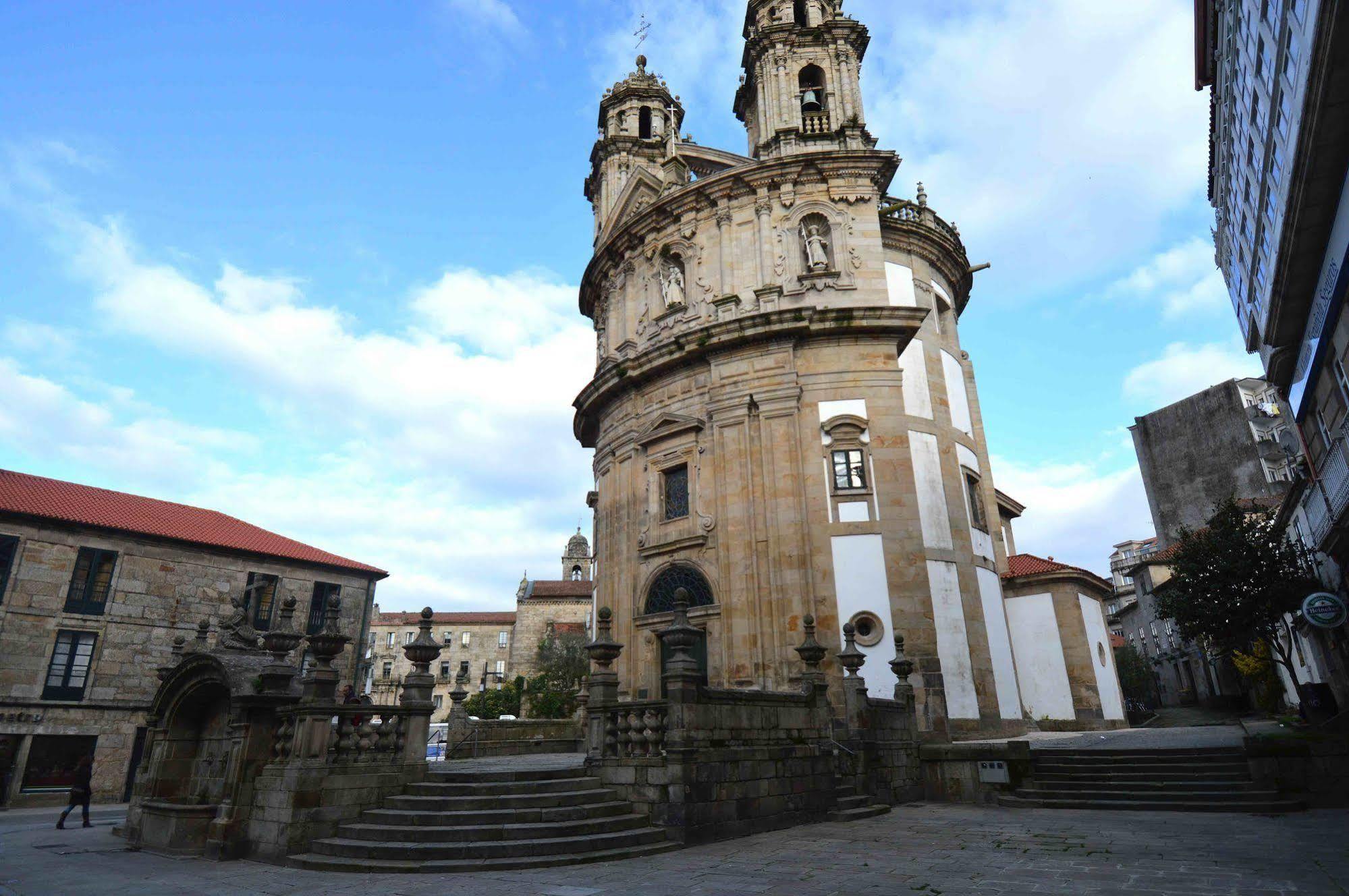 Hotel Virgen Del Camino Понтеведра Экстерьер фото